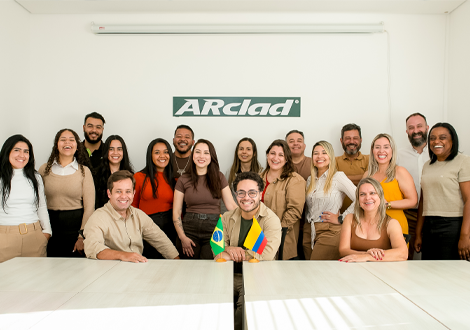 Equipo ARclad Equipo de personas imagen en plano frontal